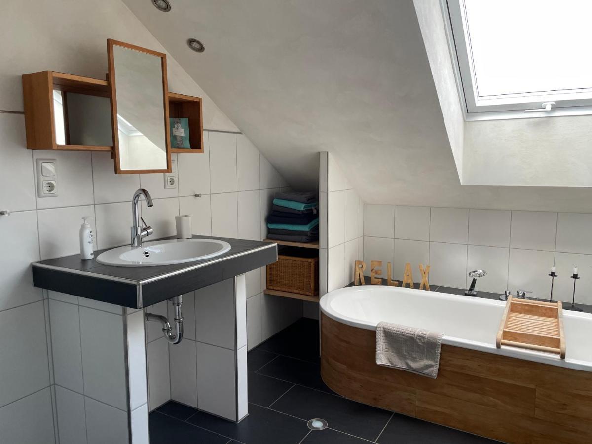Ferienwohnung Nussbaum-Nest Hausen  Exteriör bild